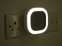UNI-COM UNC68549 Plug-In Door Chime with built-in Night Light 3